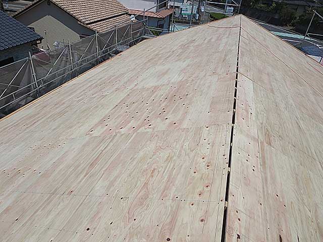 屋根板張