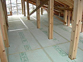 小屋裏断熱材100mm