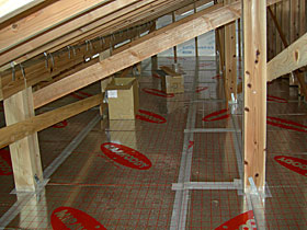 小屋裏断熱、遮熱材