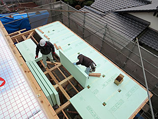 小屋裏断熱パネル100㎜