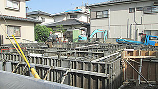 基礎型枠施工