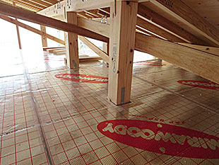 小屋裏遮熱材