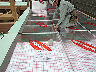 天井断熱・遮熱材施工