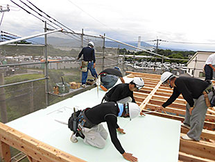 建て方 桁上断熱敷込み2