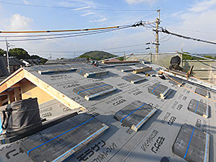 屋根 コロニアル葺き