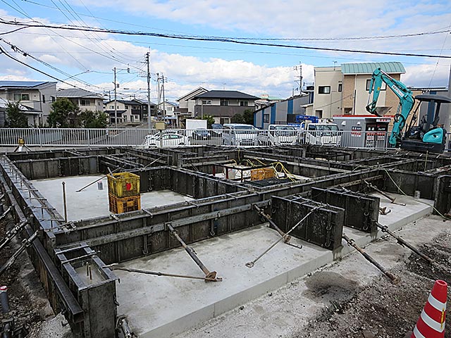 べた基礎工事