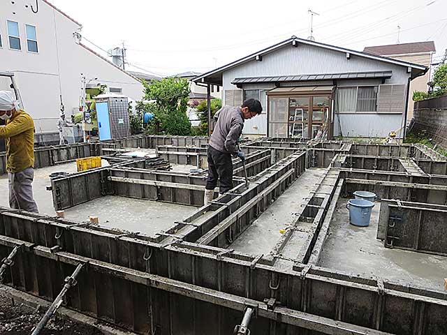 ベタ基礎コンクリート打設2