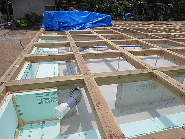 24時間換気床下吸気口