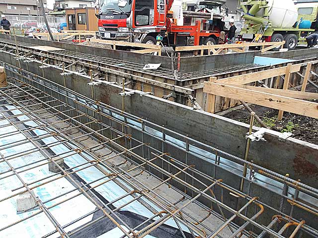 配筋と基礎下断熱1